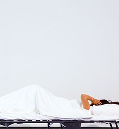 40 performer have been sleeping from 7 p.m. to 11 p.m. Blaue-Nacht-Art Competition 2009&nbsp; Nürnberg, Germany