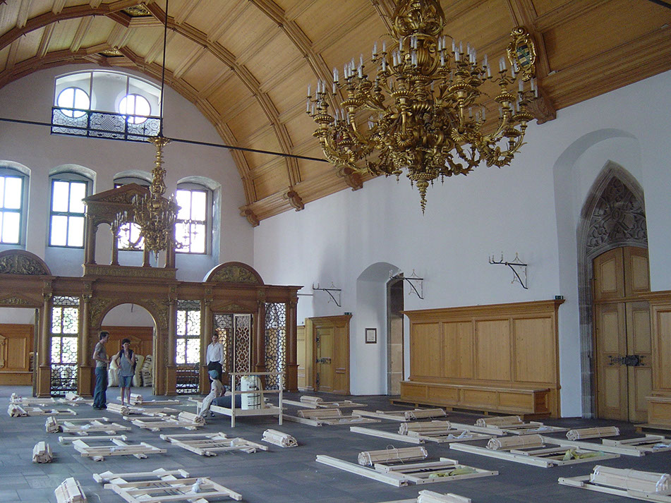 40 performer have been sleeping from 7 p.m. to 11 p.m. Blaue-Nacht-Art Competition 2009  Nürnberg, Germany